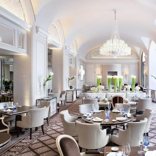 Le George - 13