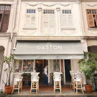 Gaston - 2