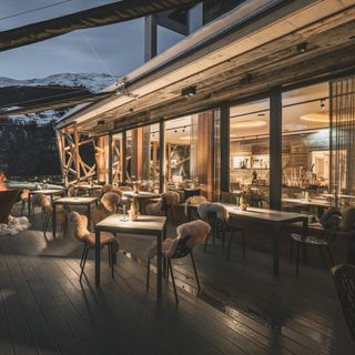 HERMANNS KITCHEN - 7