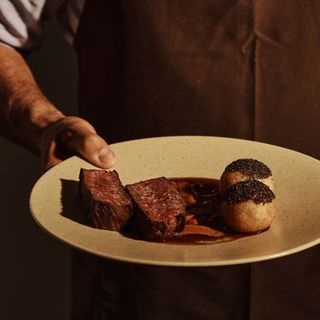Georgie Bistro - 14