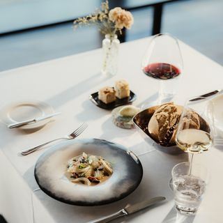 KELINA Fine Dine - 8