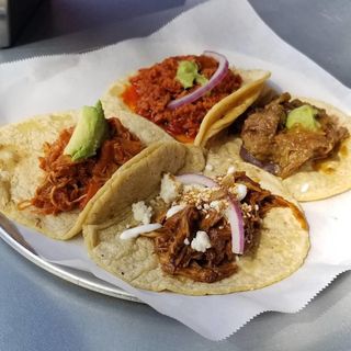Guisados - 3