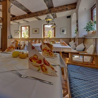 Landhaus Zum Falken - 1