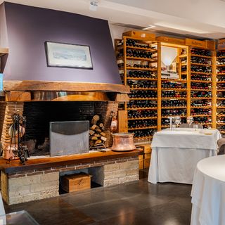 Taverna Estia - 1