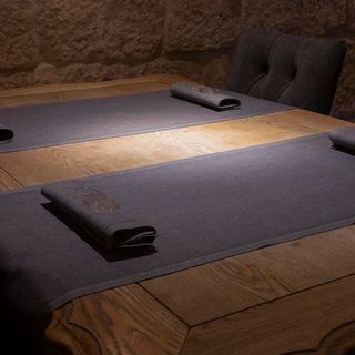 Suite 22 - 1