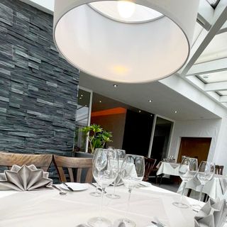 Villa's Wine & Dine - 2