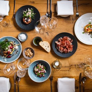 fine.wine.dine. - 3
