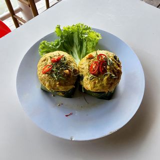 Lam Phu 2 - 5