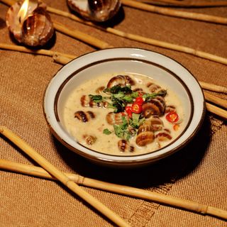 Bà Cô Lốc Cốc - 9