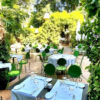 Le Petit Jardin - 6