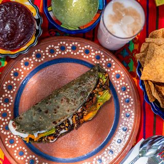 Taqueria Chingón - 9