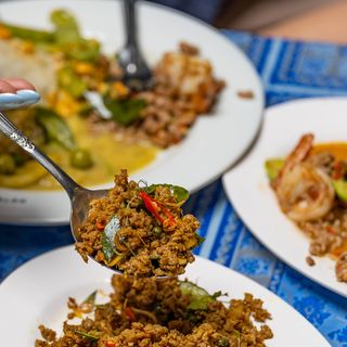 Plaza Khao Gaeng - 3