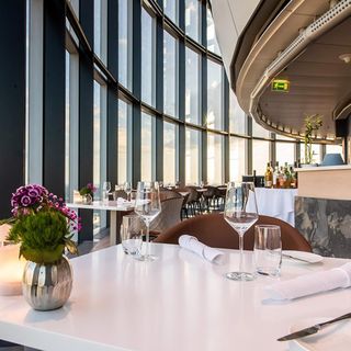 MAIN TOWER Restaurant & Lounge - Frankfurt on the Main - 2