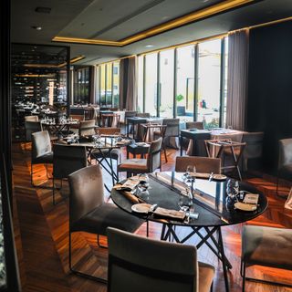 Rear Restaurant - 11