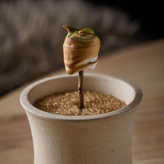 JÖRO - 19
