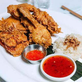 Anajak Thai - 16