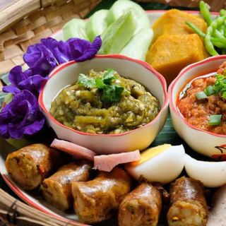 Krua Lawng Khao - 17