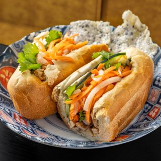 Ly Ly Vietnam Cookhouse - 9
