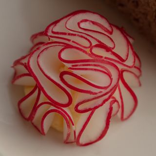 Esmay - 4