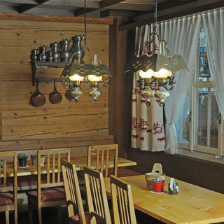 Alpenblick - Swiss Bistro - 4