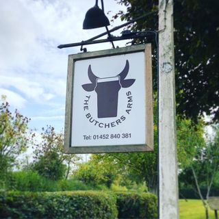 The Butchers Arms - 1