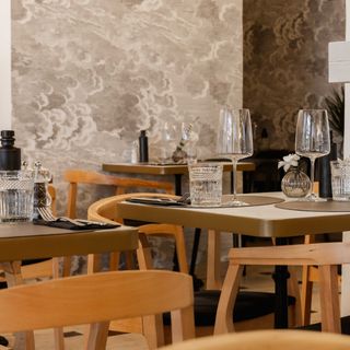Zinfandel Food & Wine bistro - 13