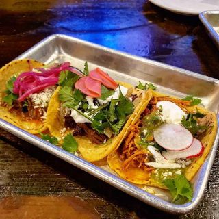Amor y Tacos - 6
