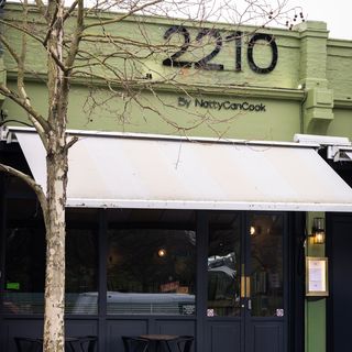 2210 by NattyCanCook - Londres - 1