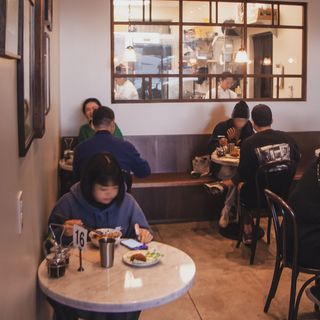 Liu's Cafe - 10