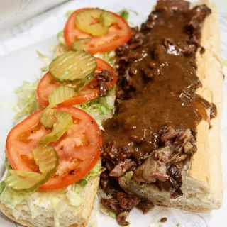 Parkway Bakery & Tavern - 6