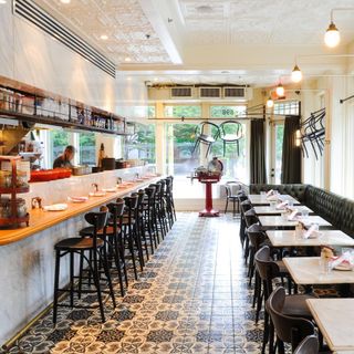 Homer St. Cafe - 16