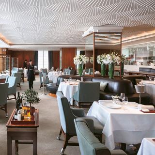 Mandarin Grill + Bar - 4