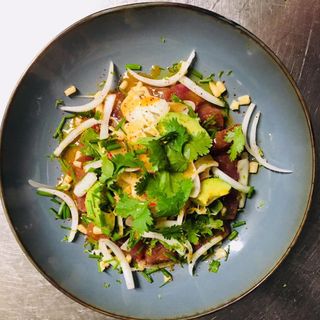 La Petite Table - 1
