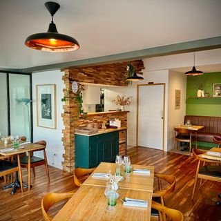 Racine Restaurant - 2