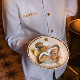 Manero - 5