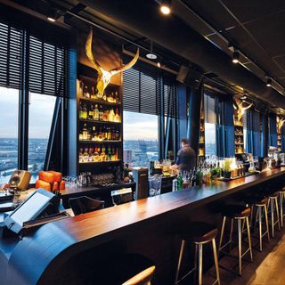 Clouds - Heaven's Bar & Kitchen - 9