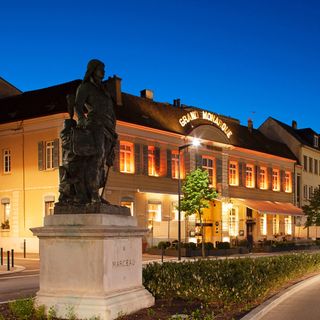 Le Georges - 1