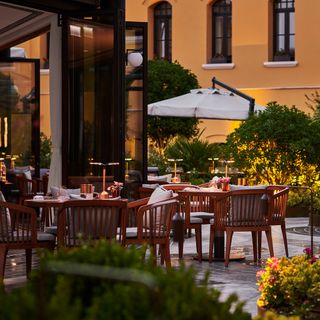 Avlu Restaurant - 6