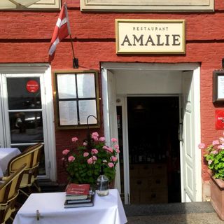 Amalie - 6
